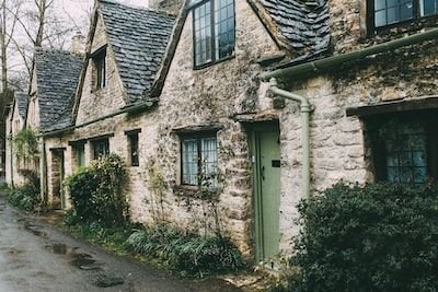 Étapes requises pour certifier un entrepreneur en désamiantage